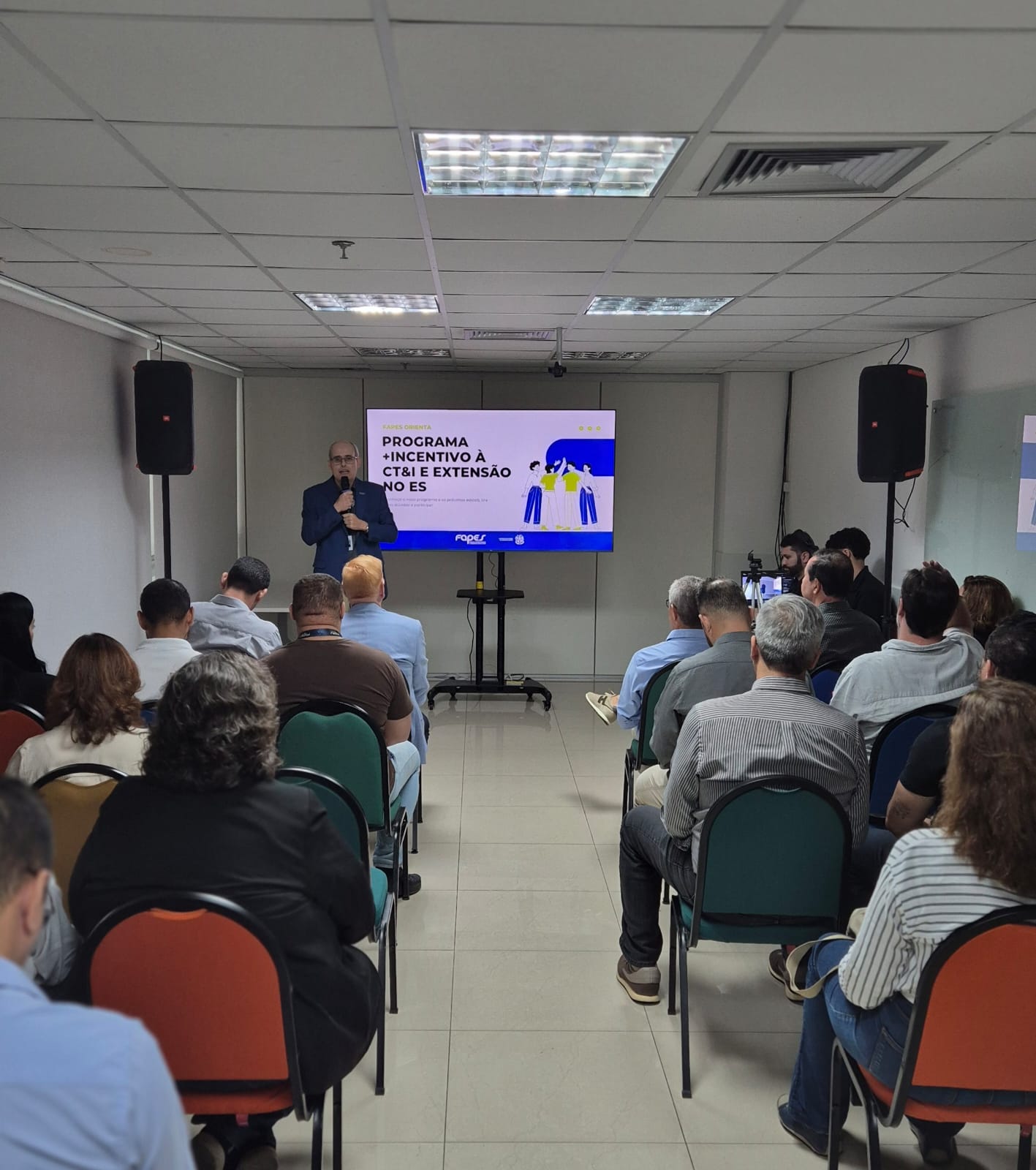 Fapes apresenta o programa "+Incentivo a CTI&E no ES" em encontro com instituições de ensino