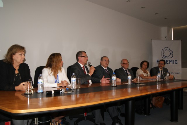 LANCAMENTO-EDITAL-RIO-DOCE-FAPEMIG-FAPES-640x428