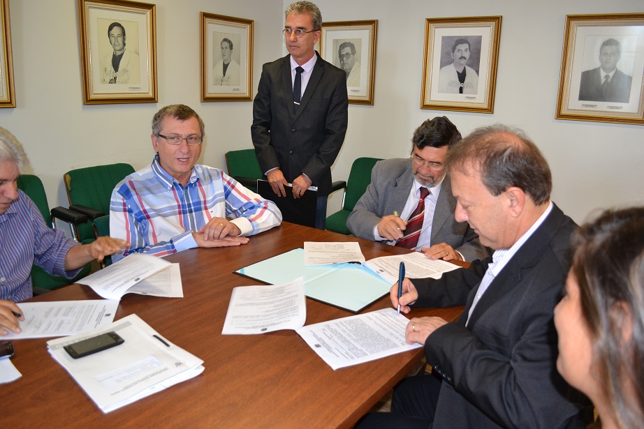 AssinaturadoConvenio_03